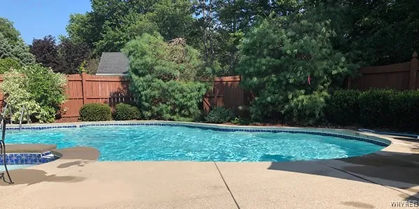 25 Fox Chapel Drive, Orchard Park, New York 14127, Orchard Park, New York 14127, 4 Bedrooms Bedrooms, 11 Rooms Rooms,2 BathroomsBathrooms,Residential,Closed,25 Fox Chapel Drive, Orchard Park, New York 14127,0,B1584458