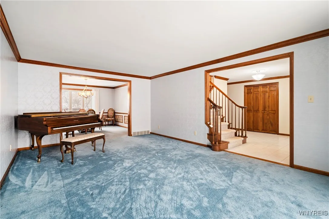 25 Fox Chapel Drive, Orchard Park, New York 14127, Orchard Park, New York 14127, 4 Bedrooms Bedrooms, 11 Rooms Rooms,2 BathroomsBathrooms,Residential,Closed,25 Fox Chapel Drive, Orchard Park, New York 14127,0,B1584458