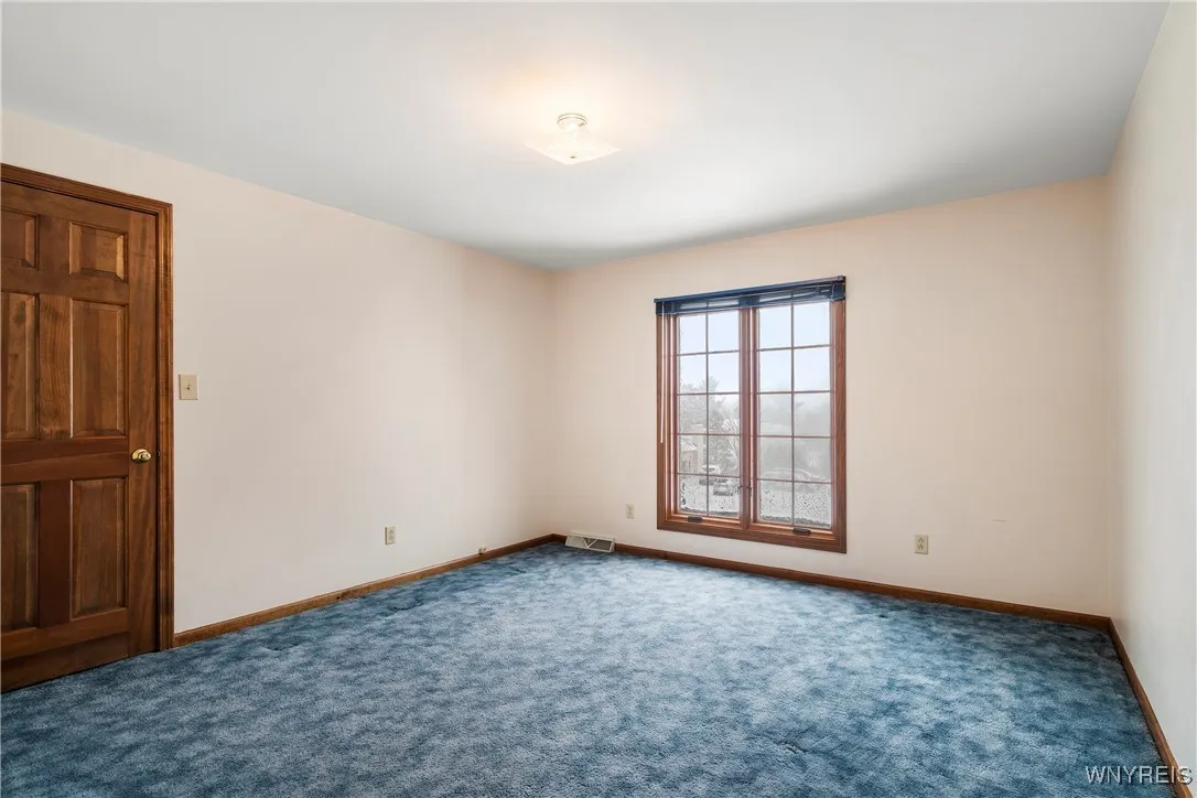 25 Fox Chapel Drive, Orchard Park, New York 14127, Orchard Park, New York 14127, 4 Bedrooms Bedrooms, 11 Rooms Rooms,2 BathroomsBathrooms,Residential,Closed,25 Fox Chapel Drive, Orchard Park, New York 14127,0,B1584458