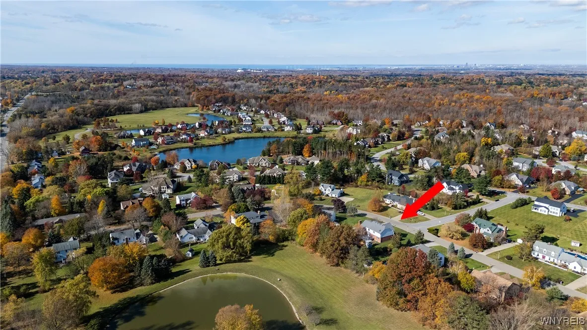 25 Fox Chapel Drive, Orchard Park, New York 14127, Orchard Park, New York 14127, 4 Bedrooms Bedrooms, 11 Rooms Rooms,2 BathroomsBathrooms,Residential,Closed,25 Fox Chapel Drive, Orchard Park, New York 14127,0,B1584458