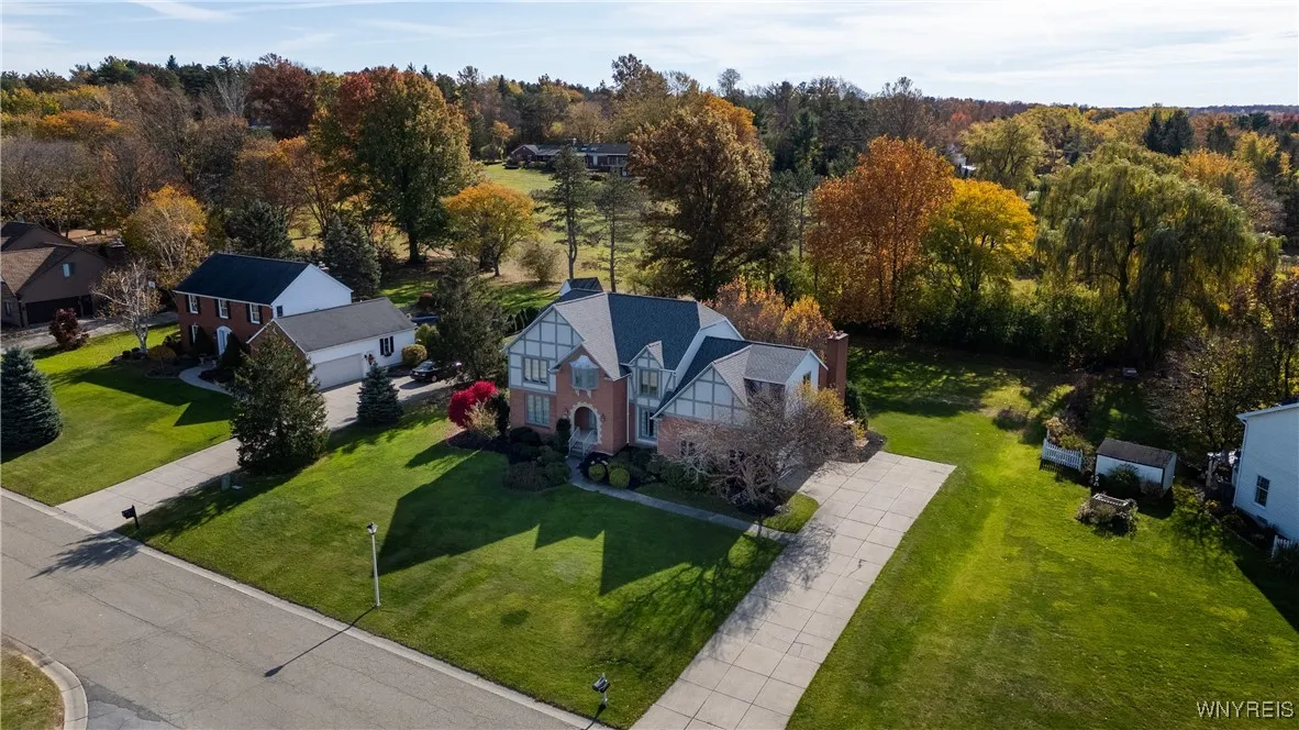 25 Fox Chapel Drive, Orchard Park, New York 14127, Orchard Park, New York 14127, 4 Bedrooms Bedrooms, 11 Rooms Rooms,2 BathroomsBathrooms,Residential,Closed,25 Fox Chapel Drive, Orchard Park, New York 14127,0,B1584458