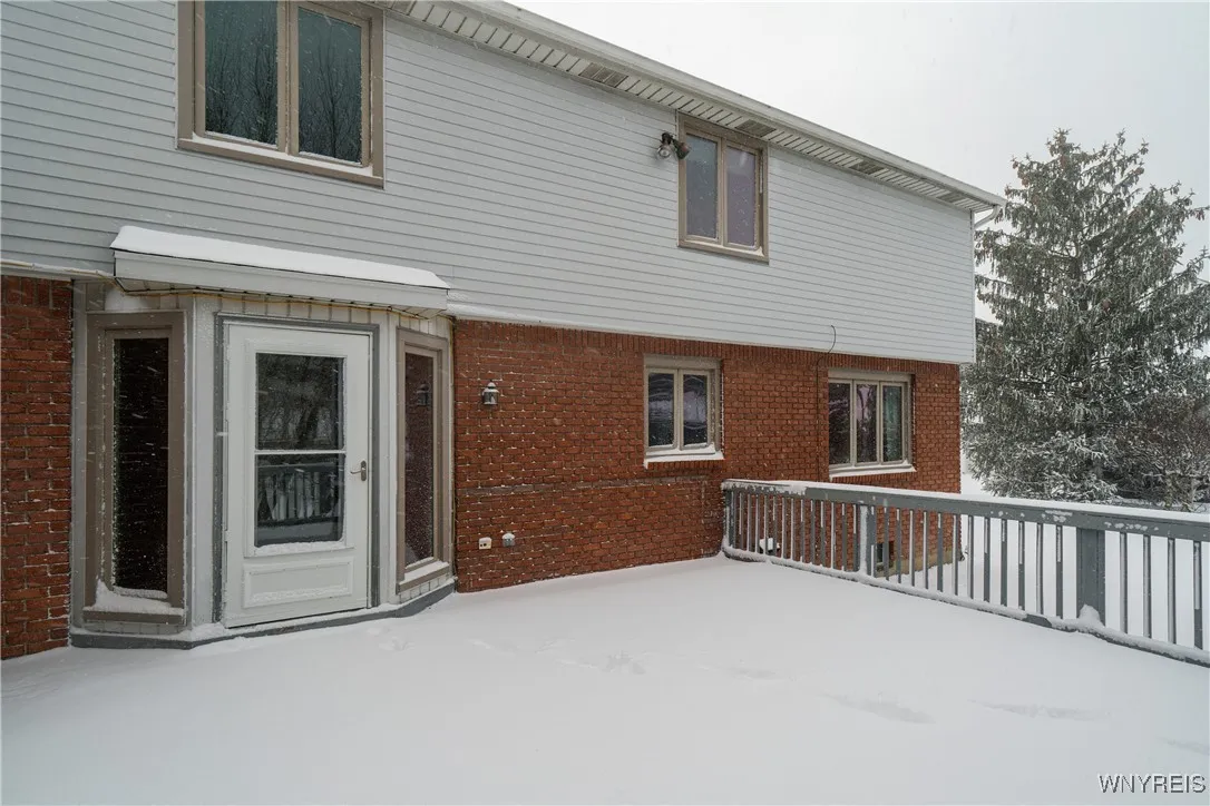 25 Fox Chapel Drive, Orchard Park, New York 14127, Orchard Park, New York 14127, 4 Bedrooms Bedrooms, 11 Rooms Rooms,2 BathroomsBathrooms,Residential,Closed,25 Fox Chapel Drive, Orchard Park, New York 14127,0,B1584458