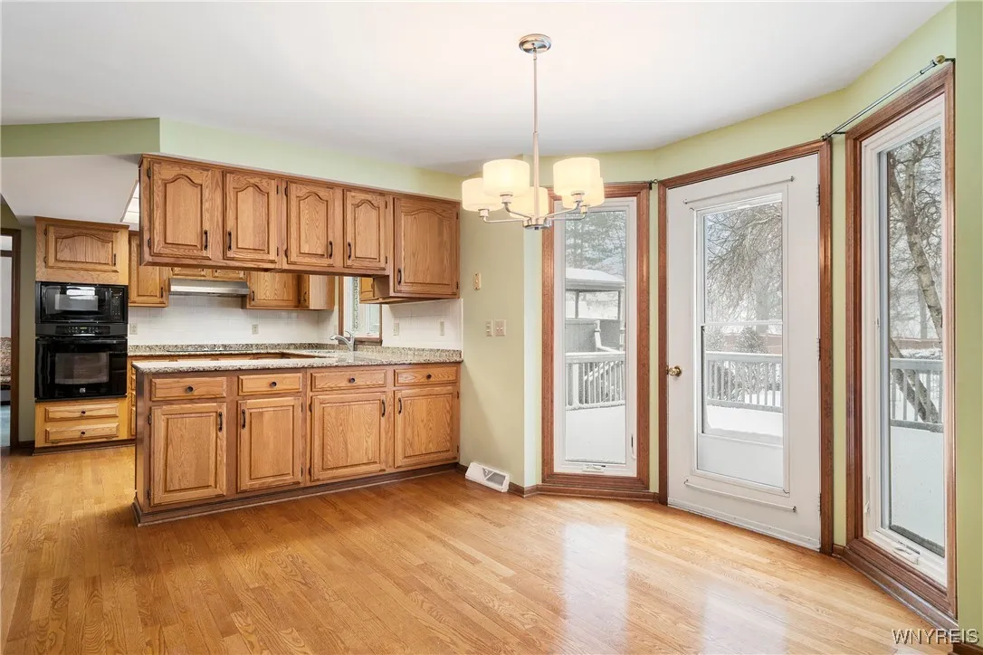 25 Fox Chapel Drive, Orchard Park, New York 14127, Orchard Park, New York 14127, 4 Bedrooms Bedrooms, 11 Rooms Rooms,2 BathroomsBathrooms,Residential,Closed,25 Fox Chapel Drive, Orchard Park, New York 14127,0,B1584458