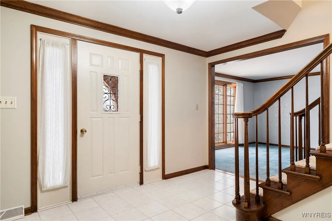 25 Fox Chapel Drive, Orchard Park, New York 14127, Orchard Park, New York 14127, 4 Bedrooms Bedrooms, 11 Rooms Rooms,2 BathroomsBathrooms,Residential,Closed,25 Fox Chapel Drive, Orchard Park, New York 14127,0,B1584458