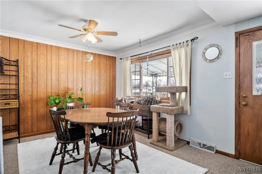 4764 Lake Shore Road, Hamburg, New York 14075, Hamburg, New York 14075, 2 Bedrooms Bedrooms, 6 Rooms Rooms,2 BathroomsBathrooms,Residential,Closed,4764 Lake Shore Road, Hamburg, New York 14075,0,B1584505