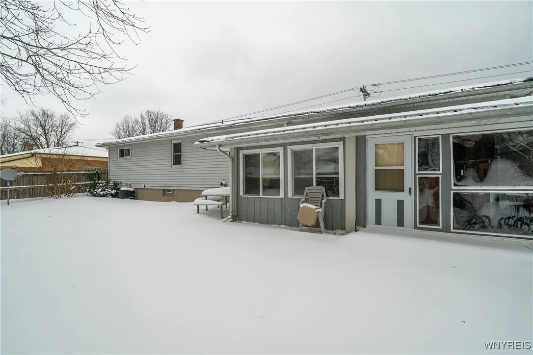 4764 Lake Shore Road, Hamburg, New York 14075, Hamburg, New York 14075, 2 Bedrooms Bedrooms, 6 Rooms Rooms,2 BathroomsBathrooms,Residential,Closed,4764 Lake Shore Road, Hamburg, New York 14075,0,B1584505