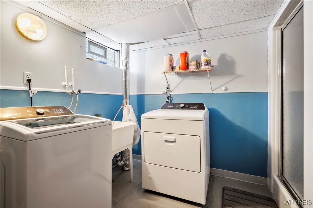 4764 Lake Shore Road, Hamburg, New York 14075, Hamburg, New York 14075, 2 Bedrooms Bedrooms, 6 Rooms Rooms,2 BathroomsBathrooms,Residential,Closed,4764 Lake Shore Road, Hamburg, New York 14075,0,B1584505