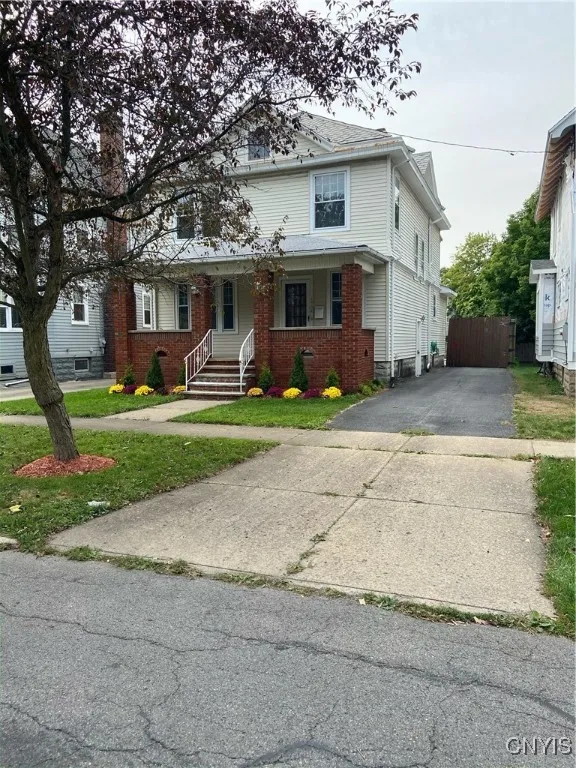 1904 Holland Avenue, Utica, New York 13501, Utica, New York 13501, 5 Bedrooms Bedrooms, 10 Rooms Rooms,2 BathroomsBathrooms,Residential,Closed,1904 Holland Avenue, Utica, New York 13501,0,S1584527