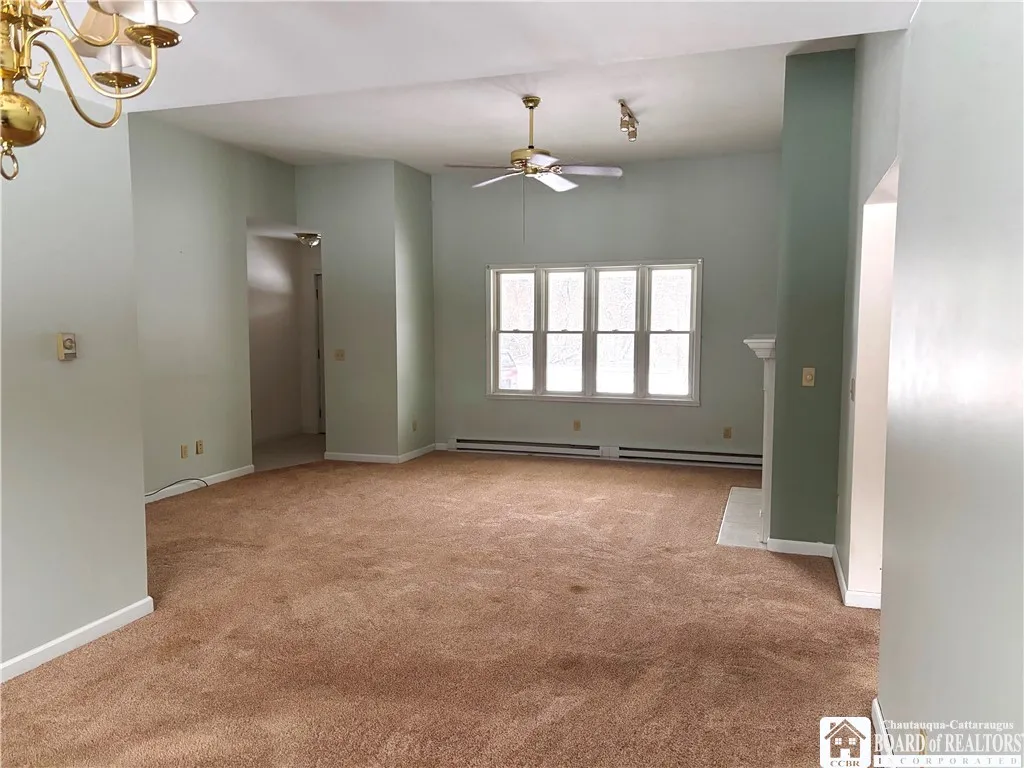 9178 Walden Road, Pomfret, New York 14716, Pomfret, New York 14716, 3 Bedrooms Bedrooms, 9 Rooms Rooms,2 BathroomsBathrooms,Residential,For Sale,9178 Walden Road, Pomfret, New York 14716,R1584588