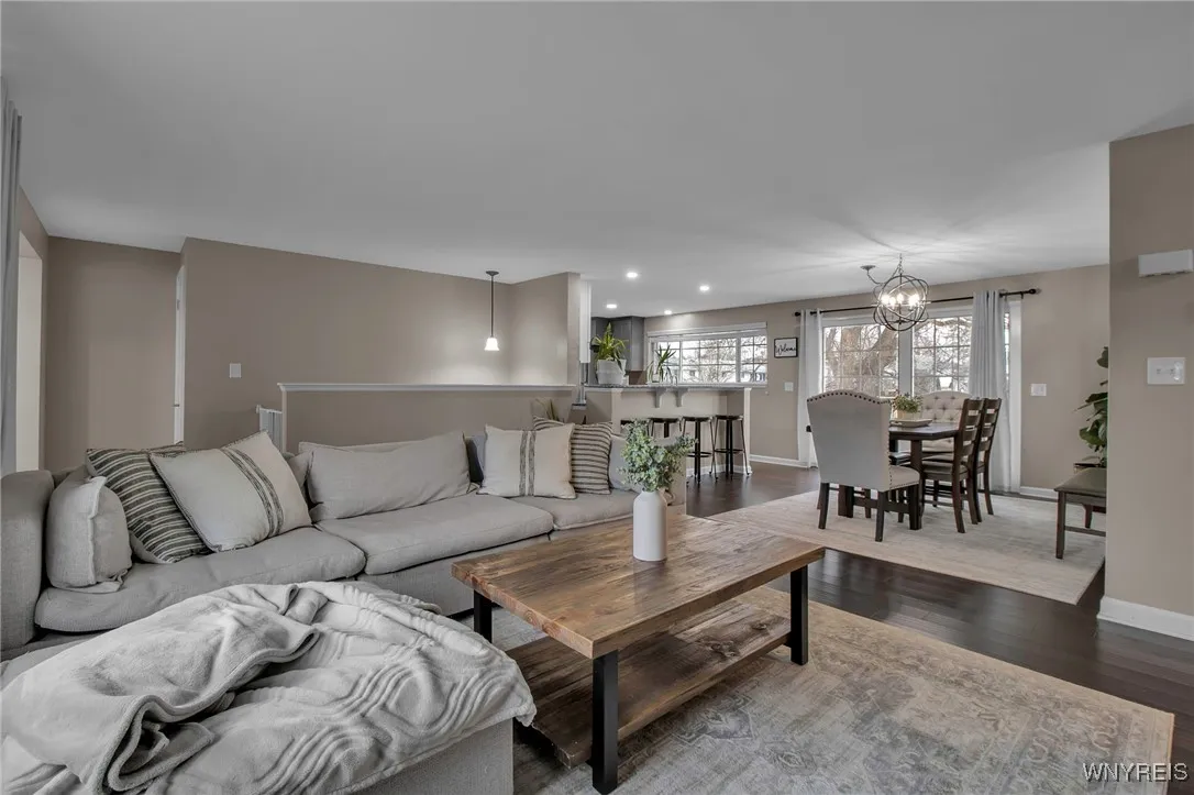 3031 Walbridge Drive, Hamburg, New York 14075, Hamburg, New York 14075, 3 Bedrooms Bedrooms, 9 Rooms Rooms,2 BathroomsBathrooms,Residential,Closed,3031 Walbridge Drive, Hamburg, New York 14075,0,B1584700