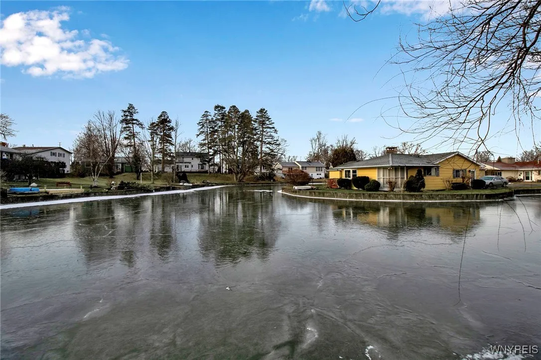 3031 Walbridge Drive, Hamburg, New York 14075, Hamburg, New York 14075, 3 Bedrooms Bedrooms, 9 Rooms Rooms,2 BathroomsBathrooms,Residential,Closed,3031 Walbridge Drive, Hamburg, New York 14075,0,B1584700