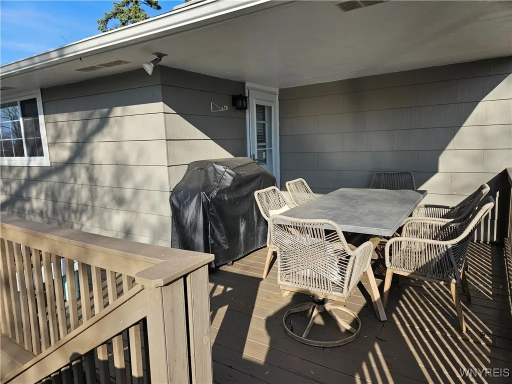 3031 Walbridge Drive, Hamburg, New York 14075, Hamburg, New York 14075, 3 Bedrooms Bedrooms, 9 Rooms Rooms,2 BathroomsBathrooms,Residential,Closed,3031 Walbridge Drive, Hamburg, New York 14075,0,B1584700