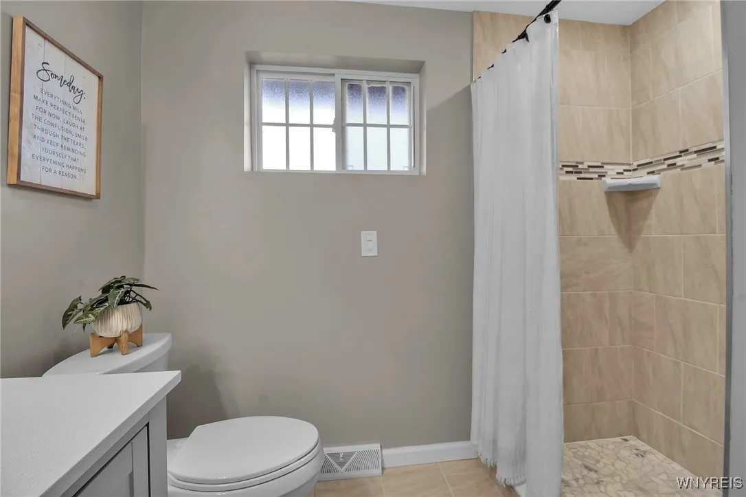 3031 Walbridge Drive, Hamburg, New York 14075, Hamburg, New York 14075, 3 Bedrooms Bedrooms, 9 Rooms Rooms,2 BathroomsBathrooms,Residential,Closed,3031 Walbridge Drive, Hamburg, New York 14075,0,B1584700
