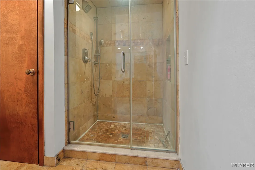 Owners suite shower