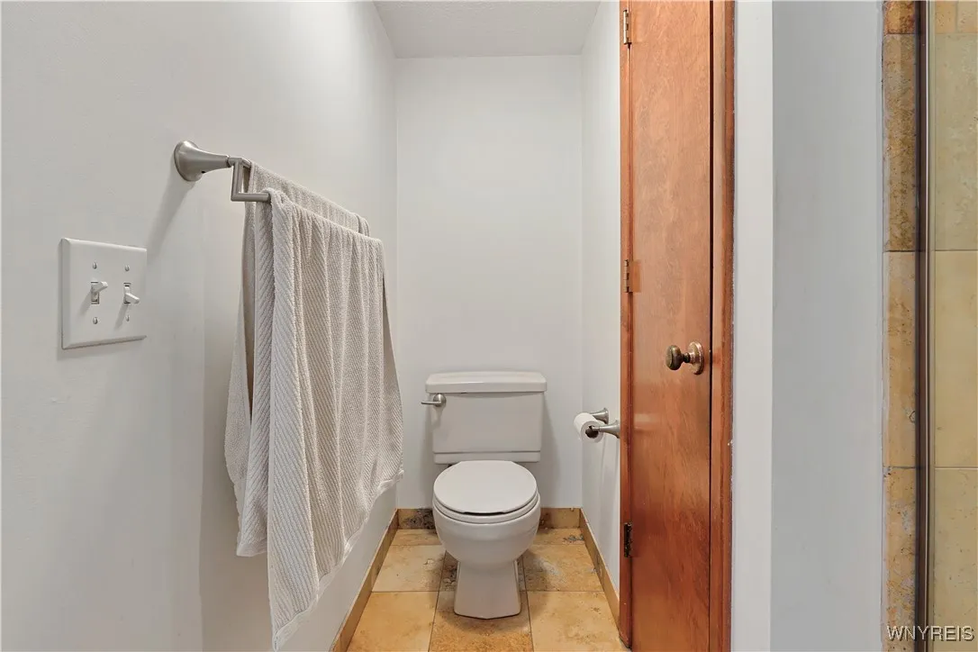 Owner suite bathroom