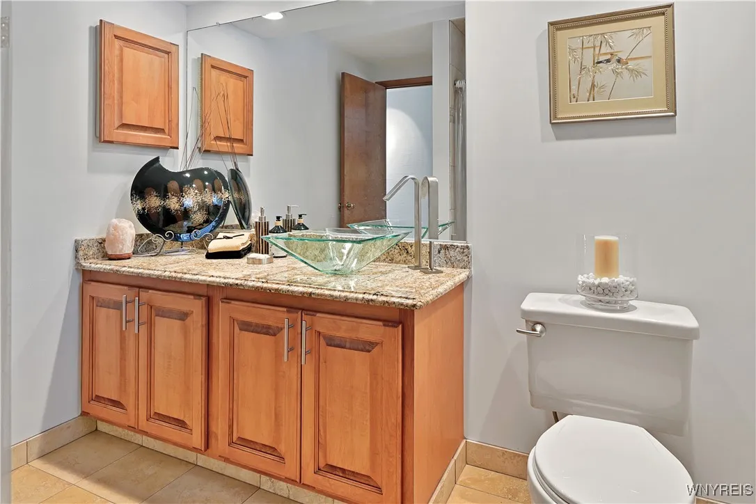 Second floor main bathroom