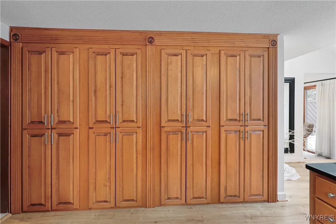Kitchen storage