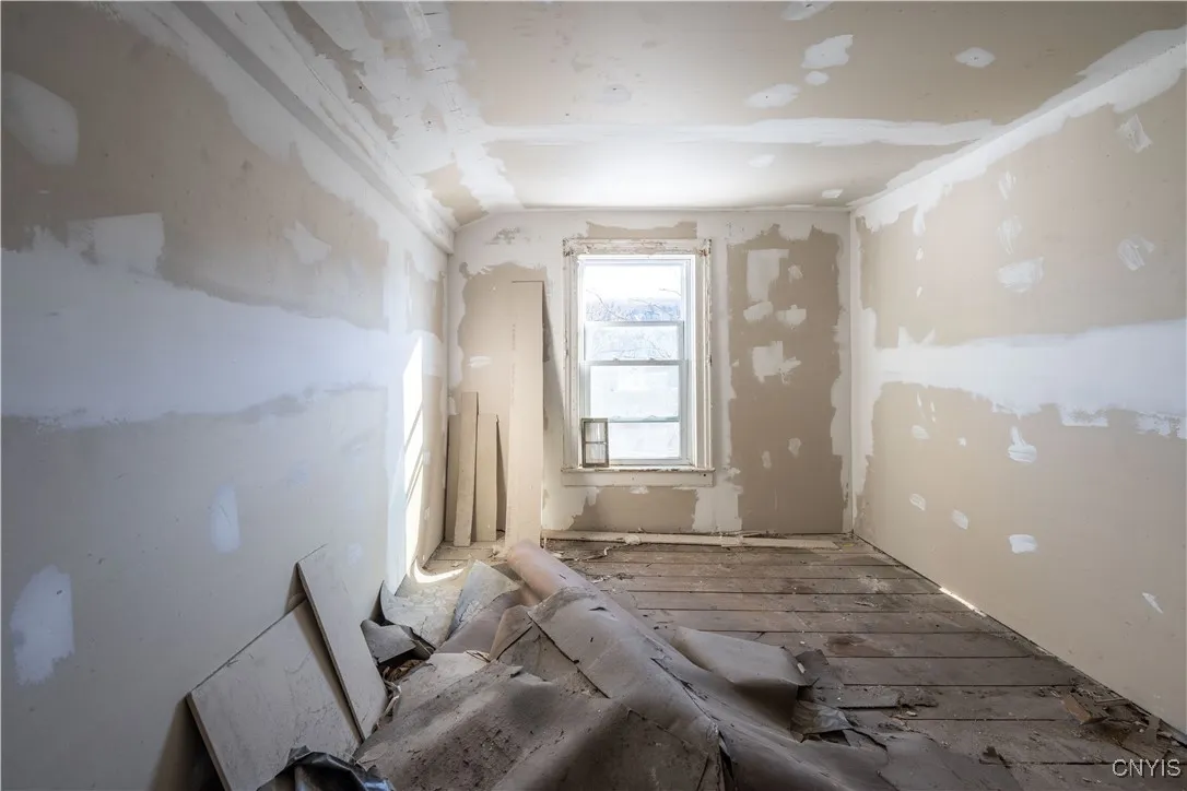 579 John Street, Little Falls-city, New York 13365, Little Falls City, New York 13365, 4 Bedrooms Bedrooms, 8 Rooms Rooms,1 BathroomBathrooms,Residential,For Sale,579 John Street, Little Falls-city, New York 13365,0,S1584907