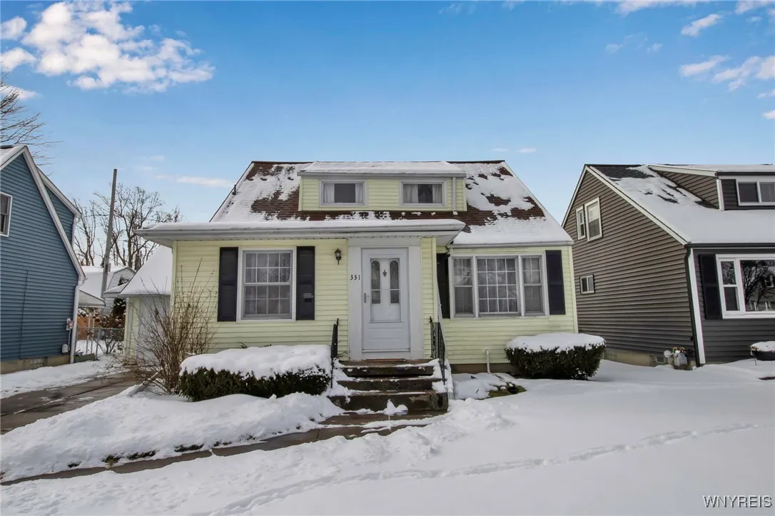 331 Forbes Avenue, Tonawanda-town, New York 14150, Tonawanda, New York 14150, 4 Bedrooms Bedrooms, 7 Rooms Rooms,1 BathroomBathrooms,Residential,Closed,331 Forbes Avenue, Tonawanda-town, New York 14150,0,B1585117