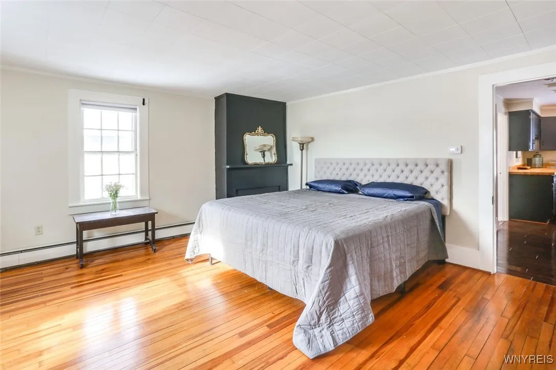 644 Oakwood Avenue, Aurora, New York 14052, Aurora, New York 14052, 7 Rooms Rooms,Commercial Lease,Closed,644 Oakwood Avenue, Aurora, New York 14052,0,B1583619