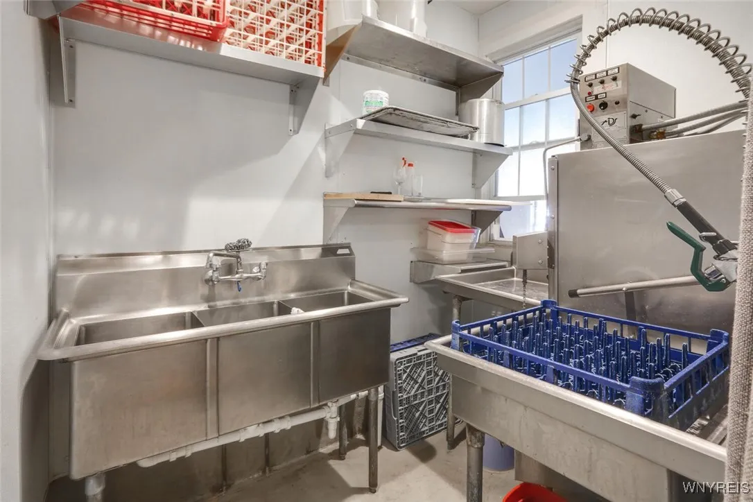 dish room