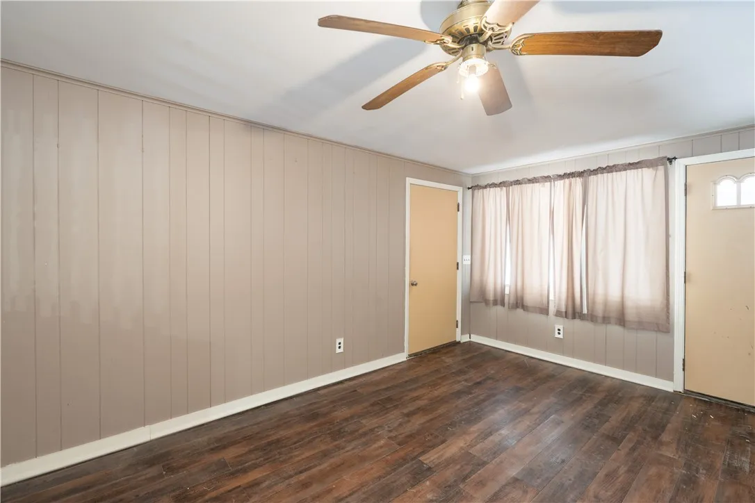 4683 Parker Road, Hamburg, New York 14075, Hamburg, New York 14075, 3 Bedrooms Bedrooms, 6 Rooms Rooms,1 BathroomBathrooms,Residential,Closed,4683 Parker Road, Hamburg, New York 14075,0,R1585022
