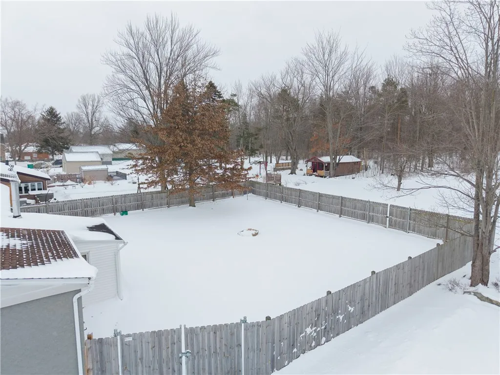 4683 Parker Road, Hamburg, New York 14075, Hamburg, New York 14075, 3 Bedrooms Bedrooms, 6 Rooms Rooms,1 BathroomBathrooms,Residential,Closed,4683 Parker Road, Hamburg, New York 14075,0,R1585022