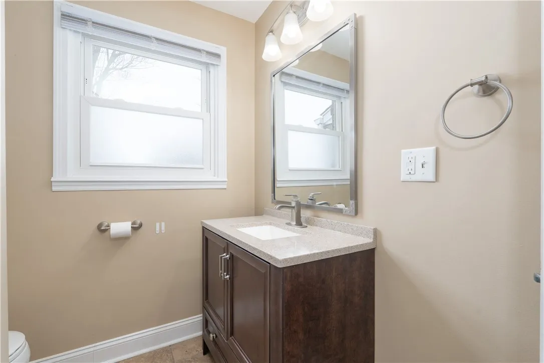 4683 Parker Road, Hamburg, New York 14075, Hamburg, New York 14075, 3 Bedrooms Bedrooms, 6 Rooms Rooms,1 BathroomBathrooms,Residential,Closed,4683 Parker Road, Hamburg, New York 14075,0,R1585022