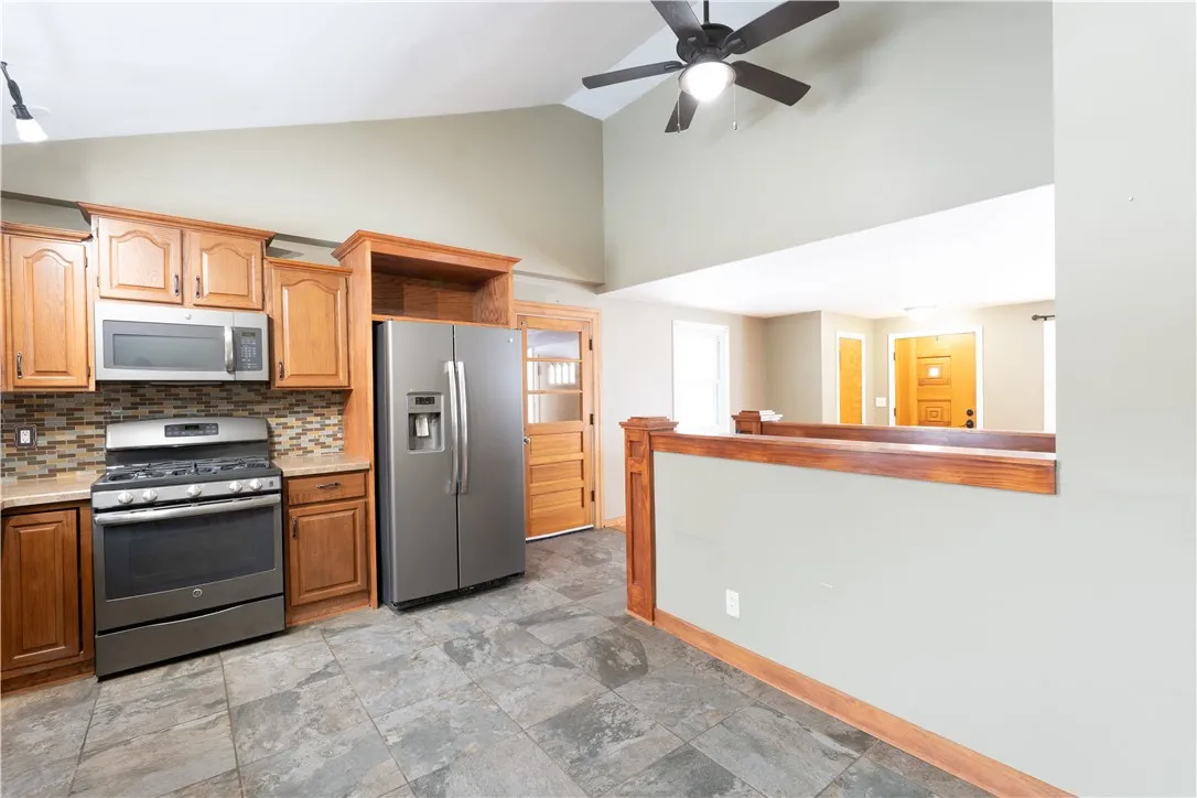 4683 Parker Road, Hamburg, New York 14075, Hamburg, New York 14075, 3 Bedrooms Bedrooms, 6 Rooms Rooms,1 BathroomBathrooms,Residential,Closed,4683 Parker Road, Hamburg, New York 14075,0,R1585022
