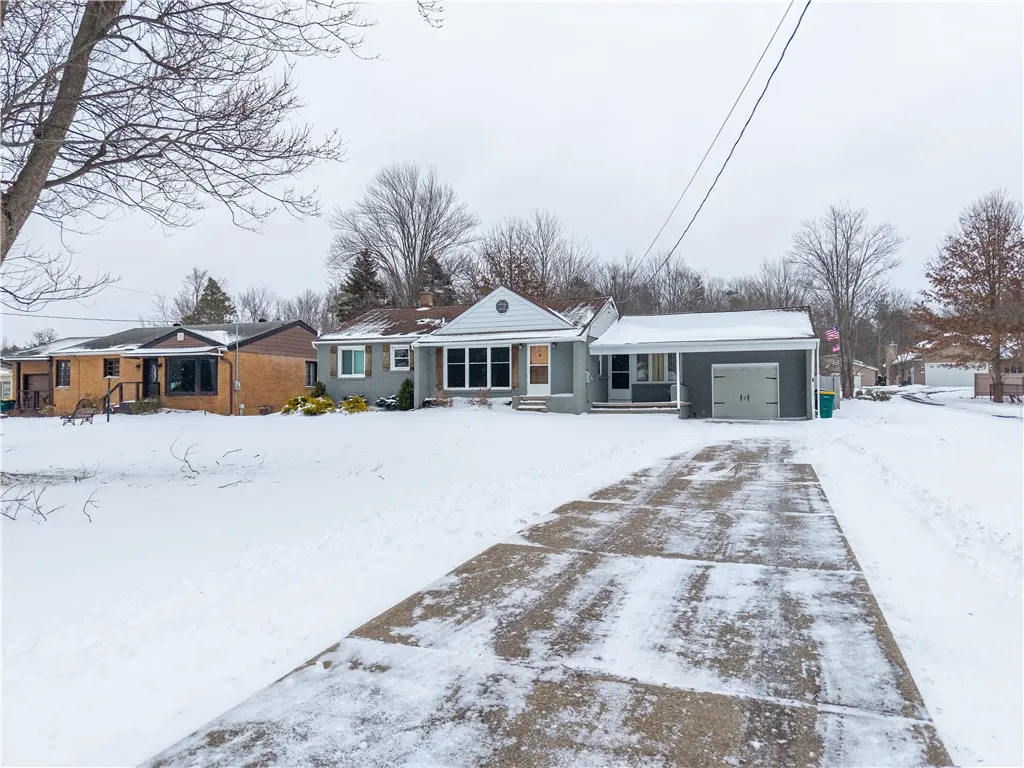 4683 Parker Road, Hamburg, New York 14075, Hamburg, New York 14075, 3 Bedrooms Bedrooms, 6 Rooms Rooms,1 BathroomBathrooms,Residential,Closed,4683 Parker Road, Hamburg, New York 14075,0,R1585022