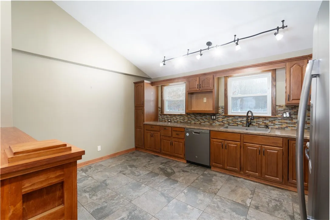 4683 Parker Road, Hamburg, New York 14075, Hamburg, New York 14075, 3 Bedrooms Bedrooms, 6 Rooms Rooms,1 BathroomBathrooms,Residential,Closed,4683 Parker Road, Hamburg, New York 14075,0,R1585022