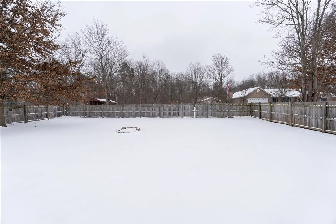 4683 Parker Road, Hamburg, New York 14075, Hamburg, New York 14075, 3 Bedrooms Bedrooms, 6 Rooms Rooms,1 BathroomBathrooms,Residential,Closed,4683 Parker Road, Hamburg, New York 14075,0,R1585022