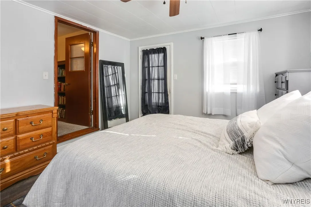 72 Oakridge Avenue, Tonawanda-town, New York 14217, Tonawanda, New York 14217, 2 Bedrooms Bedrooms, 6 Rooms Rooms,1 BathroomBathrooms,Residential,Closed,72 Oakridge Avenue, Tonawanda-town, New York 14217,0,B1585271