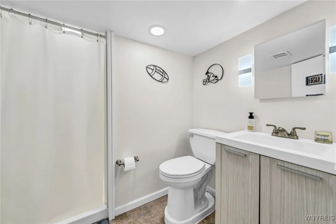 4844 Mount Vernon Boulevard, Hamburg, New York 140, Hamburg, New York 14075, 2 Bedrooms Bedrooms, 10 Rooms Rooms,2 BathroomsBathrooms,Residential,Closed,4844 Mount Vernon Boulevard, Hamburg, New York 140,0,B1585170