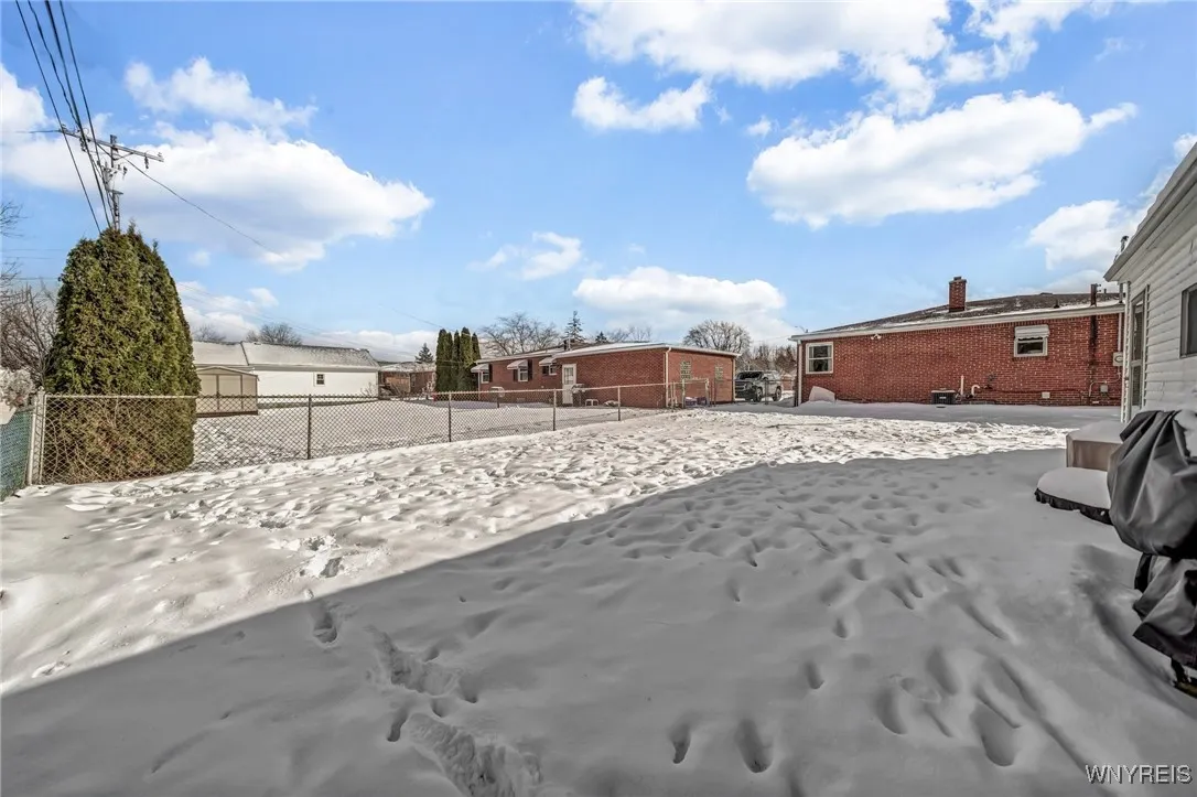 4844 Mount Vernon Boulevard, Hamburg, New York 140, Hamburg, New York 14075, 2 Bedrooms Bedrooms, 10 Rooms Rooms,2 BathroomsBathrooms,Residential,Closed,4844 Mount Vernon Boulevard, Hamburg, New York 140,0,B1585170