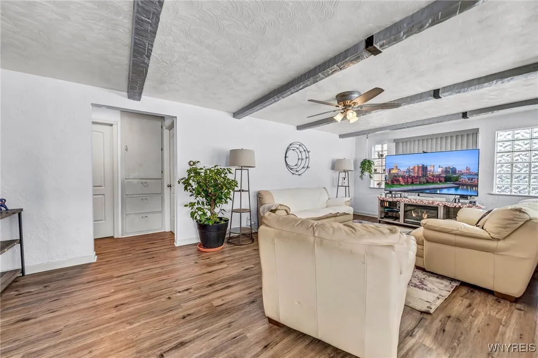 4844 Mount Vernon Boulevard, Hamburg, New York 140, Hamburg, New York 14075, 2 Bedrooms Bedrooms, 10 Rooms Rooms,2 BathroomsBathrooms,Residential,Closed,4844 Mount Vernon Boulevard, Hamburg, New York 140,0,B1585170