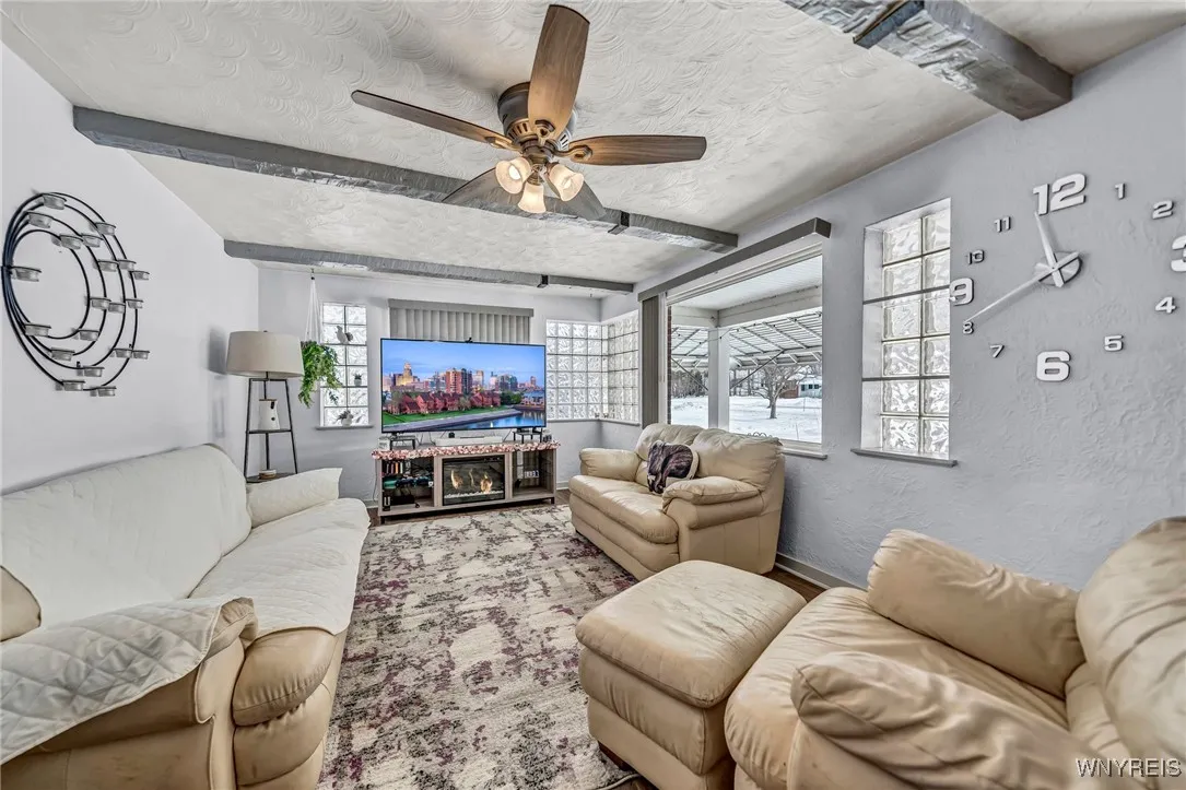 4844 Mount Vernon Boulevard, Hamburg, New York 140, Hamburg, New York 14075, 2 Bedrooms Bedrooms, 10 Rooms Rooms,2 BathroomsBathrooms,Residential,Closed,4844 Mount Vernon Boulevard, Hamburg, New York 140,0,B1585170