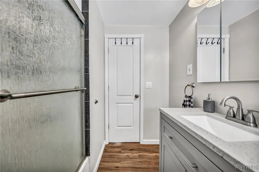 4844 Mount Vernon Boulevard, Hamburg, New York 140, Hamburg, New York 14075, 2 Bedrooms Bedrooms, 10 Rooms Rooms,2 BathroomsBathrooms,Residential,Closed,4844 Mount Vernon Boulevard, Hamburg, New York 140,0,B1585170