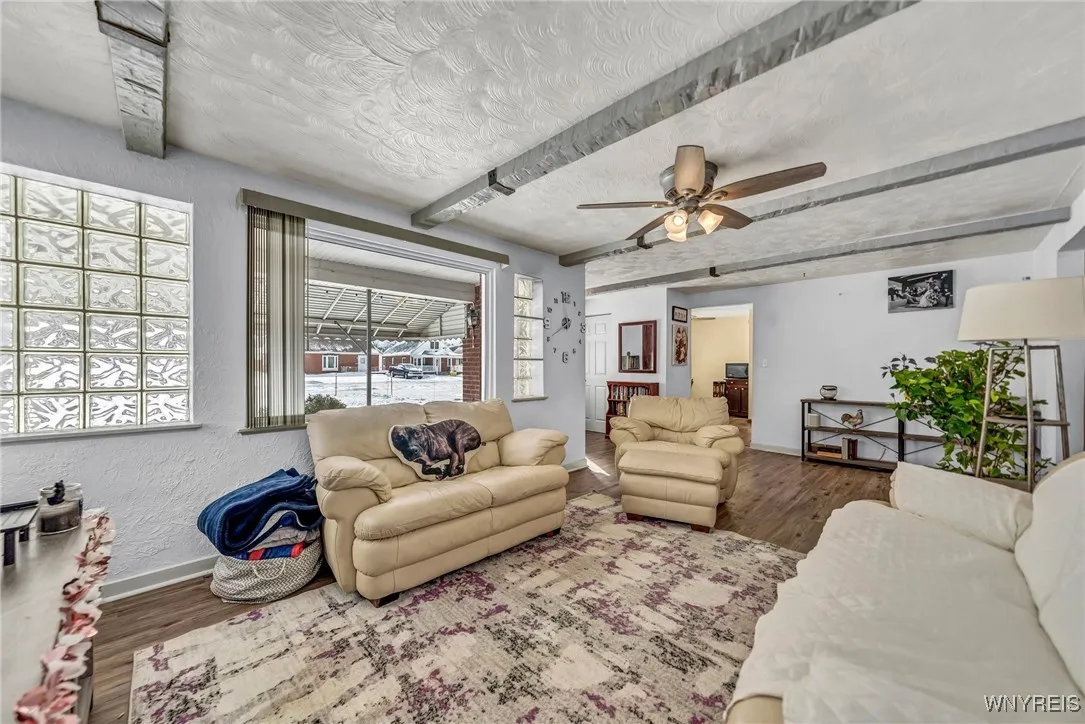 4844 Mount Vernon Boulevard, Hamburg, New York 140, Hamburg, New York 14075, 2 Bedrooms Bedrooms, 10 Rooms Rooms,2 BathroomsBathrooms,Residential,Closed,4844 Mount Vernon Boulevard, Hamburg, New York 140,0,B1585170