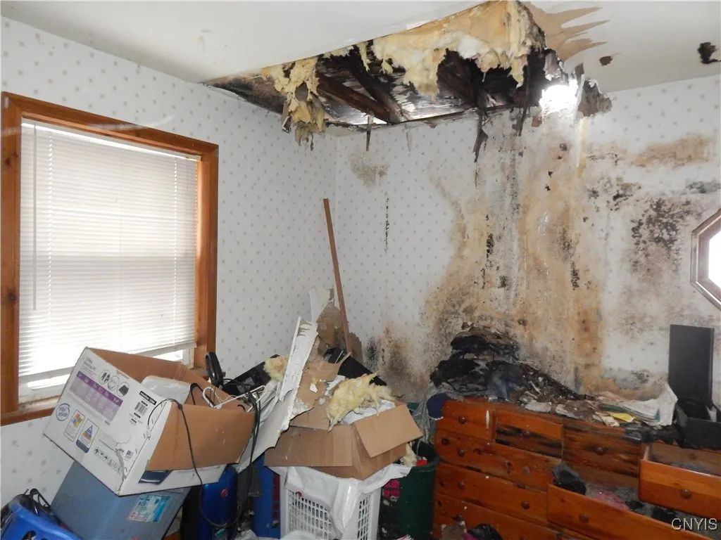 2748 Pineridge Road, Sullivan, New York 13032, Sullivan, New York 13032, 5 Bedrooms Bedrooms, 10 Rooms Rooms,2 BathroomsBathrooms,Residential,Closed,2748 Pineridge Road, Sullivan, New York 13032,0,S1585005