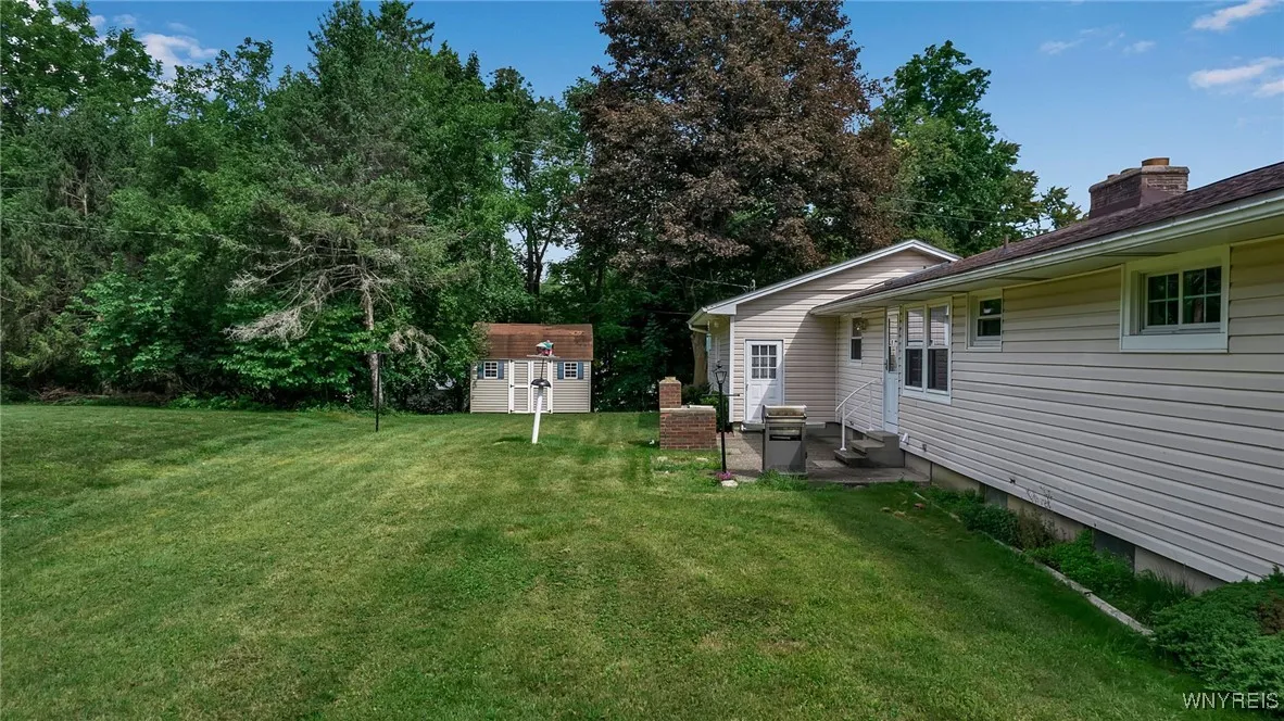 50 Pleasantview Drive, Elma, New York 14052, Elma, New York 14052, 3 Bedrooms Bedrooms, 7 Rooms Rooms,1 BathroomBathrooms,Residential,Closed,50 Pleasantview Drive, Elma, New York 14052,0,B1584796