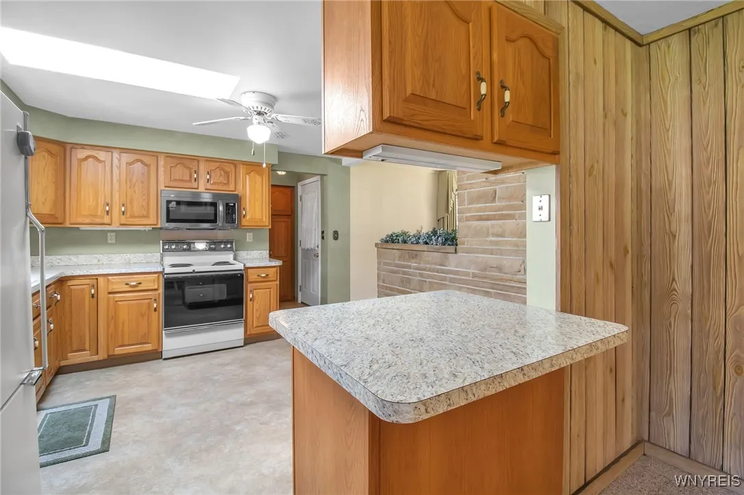 50 Pleasantview Drive, Elma, New York 14052, Elma, New York 14052, 3 Bedrooms Bedrooms, 7 Rooms Rooms,1 BathroomBathrooms,Residential,Closed,50 Pleasantview Drive, Elma, New York 14052,0,B1584796
