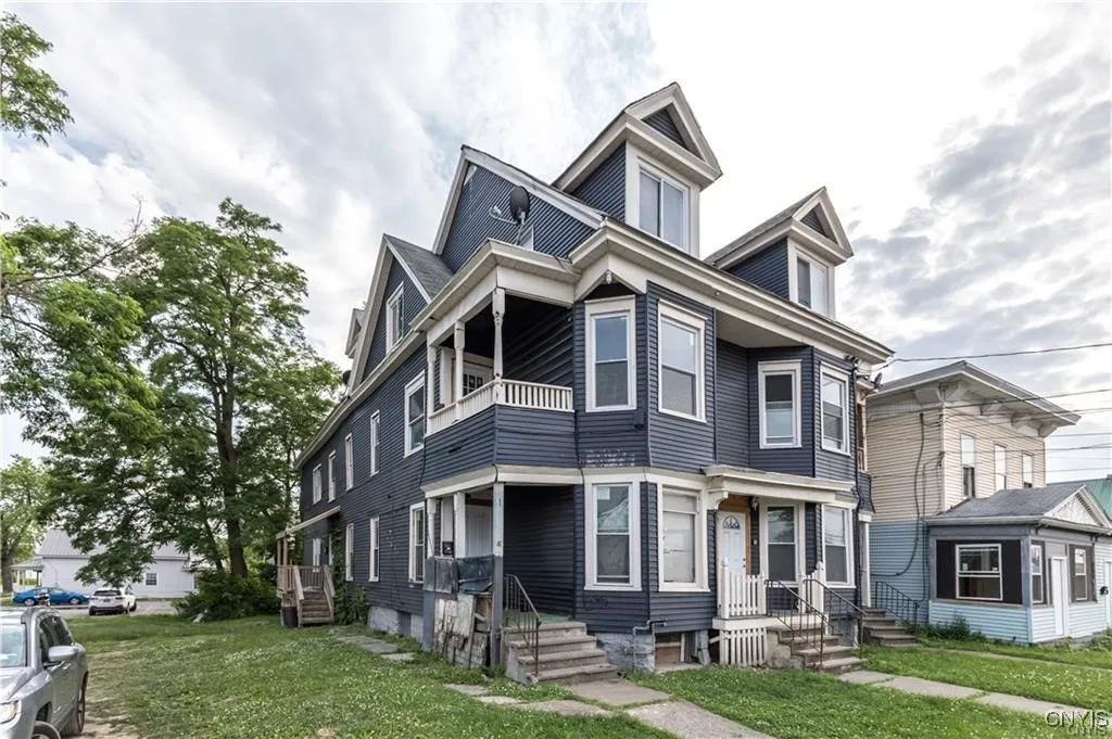 1507 North Salina Street, Syracuse, New York 13208, Syracuse, New York 13208, 7 Bedrooms Bedrooms, ,Multi Family,Closed,1507 North Salina Street, Syracuse, New York 13208,S1585245