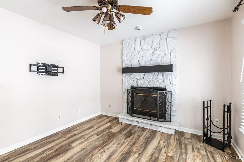 939 Baseline Road, Grand Island, New York 14072, Grand Island, New York 14072, 3 Bedrooms Bedrooms, 7 Rooms Rooms,2 BathroomsBathrooms,Residential,Closed,939 Baseline Road, Grand Island, New York 14072,0,B1584512