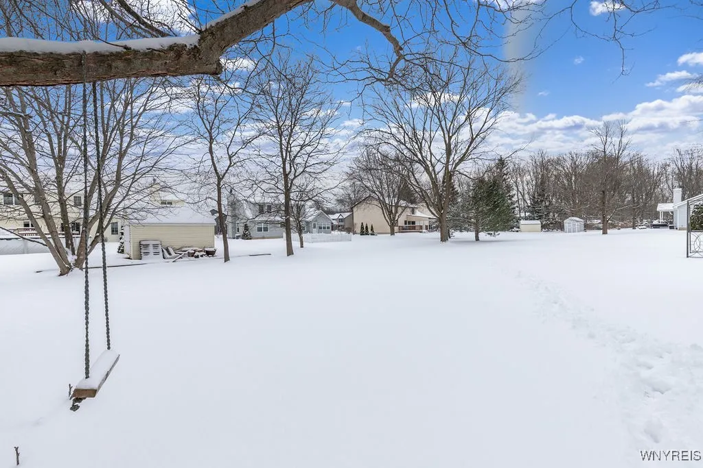 939 Baseline Road, Grand Island, New York 14072, Grand Island, New York 14072, 3 Bedrooms Bedrooms, 7 Rooms Rooms,2 BathroomsBathrooms,Residential,Closed,939 Baseline Road, Grand Island, New York 14072,0,B1584512