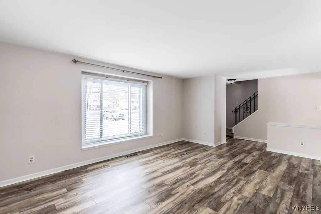 939 Baseline Road, Grand Island, New York 14072, Grand Island, New York 14072, 3 Bedrooms Bedrooms, 7 Rooms Rooms,2 BathroomsBathrooms,Residential,Closed,939 Baseline Road, Grand Island, New York 14072,0,B1584512