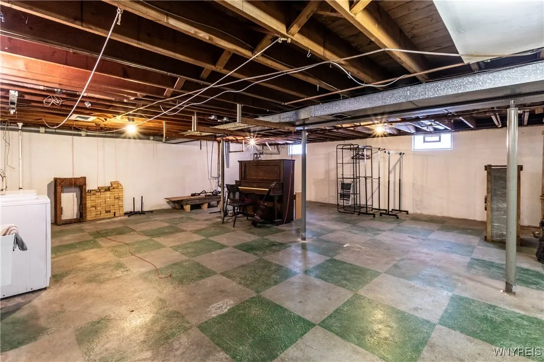 105 Delta Road, Amherst, New York 14226, Amherst, New York 14226, 3 Bedrooms Bedrooms, 6 Rooms Rooms,1 BathroomBathrooms,Residential,Closed,105 Delta Road, Amherst, New York 14226,0,B1585344