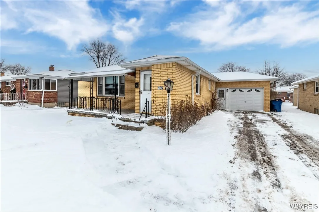 105 Delta Road, Amherst, New York 14226, Amherst, New York 14226, 3 Bedrooms Bedrooms, 6 Rooms Rooms,1 BathroomBathrooms,Residential,Closed,105 Delta Road, Amherst, New York 14226,0,B1585344
