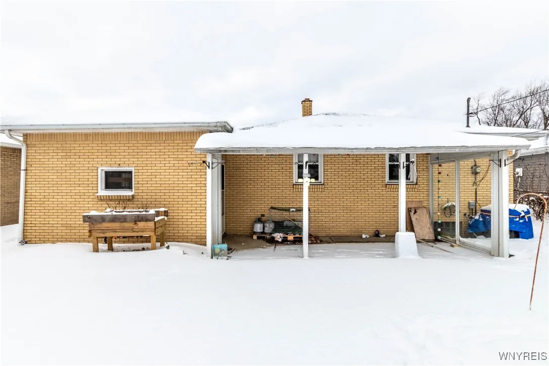 105 Delta Road, Amherst, New York 14226, Amherst, New York 14226, 3 Bedrooms Bedrooms, 6 Rooms Rooms,1 BathroomBathrooms,Residential,Closed,105 Delta Road, Amherst, New York 14226,0,B1585344