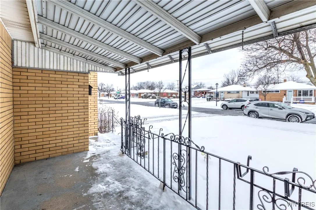 105 Delta Road, Amherst, New York 14226, Amherst, New York 14226, 3 Bedrooms Bedrooms, 6 Rooms Rooms,1 BathroomBathrooms,Residential,Closed,105 Delta Road, Amherst, New York 14226,0,B1585344